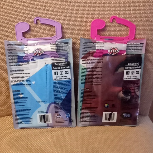 Super Sled 32 inch Kite Bundle - Picture 4 of 6